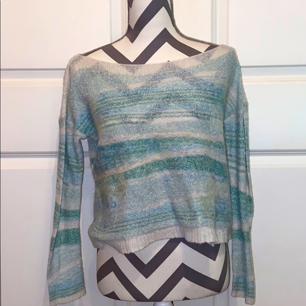 blue/green sweater